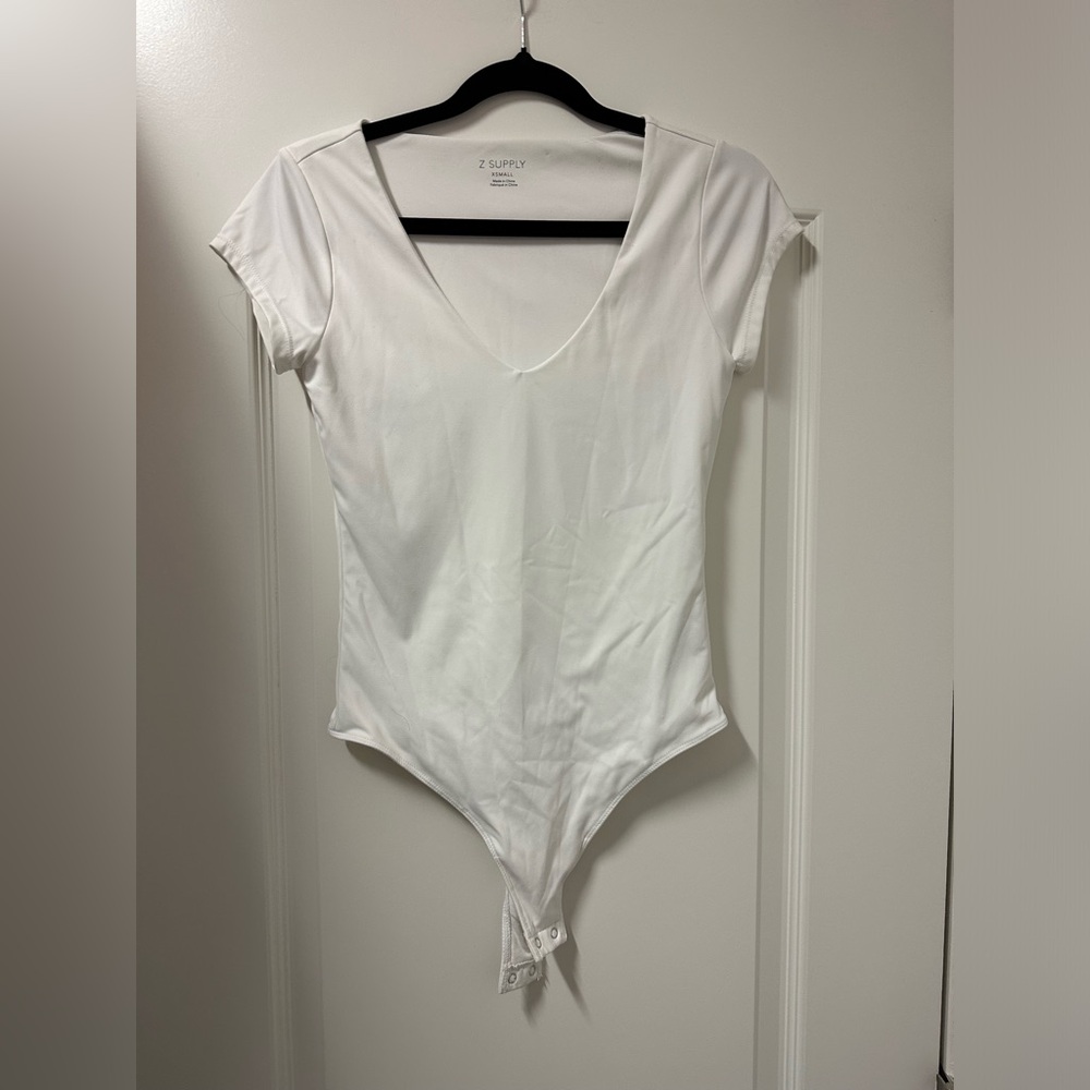 Z Supply Women’s White Size XS V Neck Bodysuit